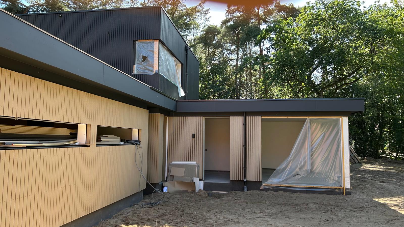 Gevels rond de binnenplaats