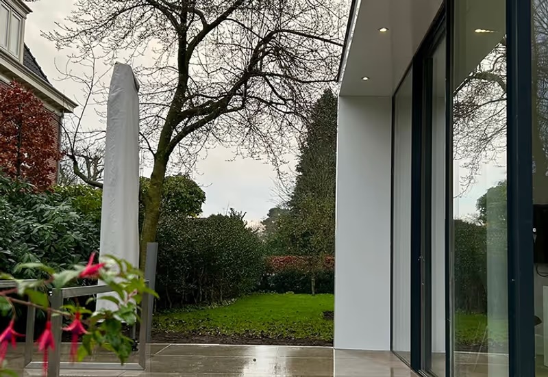 Composiet gevelbekleding geplaatst op woning